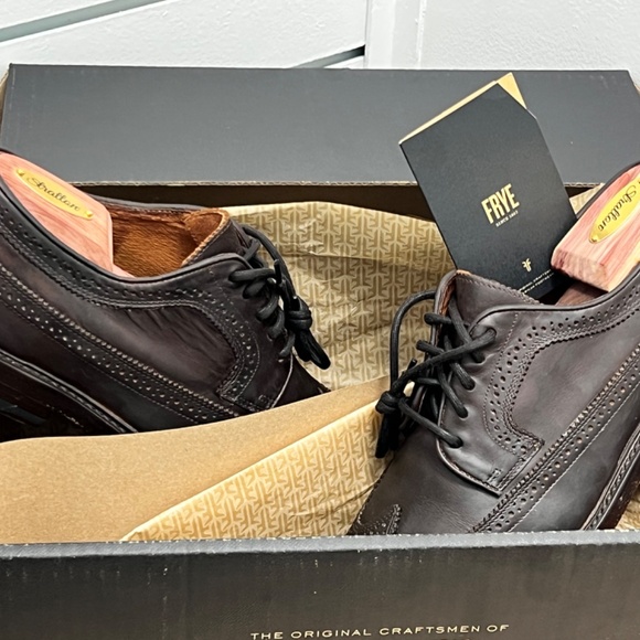 Frye Jones Leather Wingtip — Size 9.5, Redwood - Picture 6 of 8